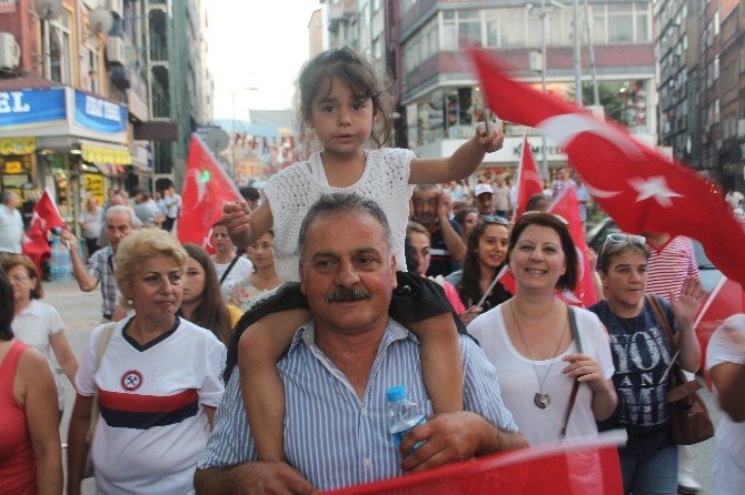 Zonguldak’ta Teröre Lanet Yürüyüşü