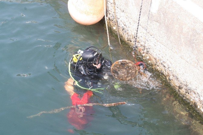 Marmaris’te Denizden Motosiklet Çıktı