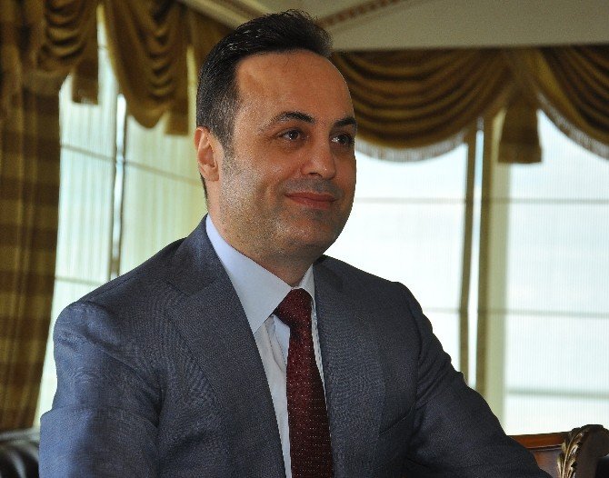 Myp’li Yılmaz: “Türkiye’de Yeni Bir Anayasaya İhtiyaç Vardır”