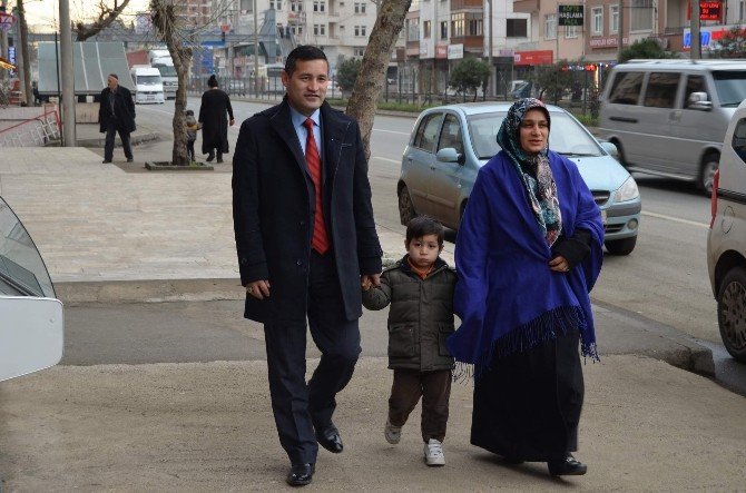 3 Lira Ve 3 Kuru Ekmekle Başlayan Yolculuk
