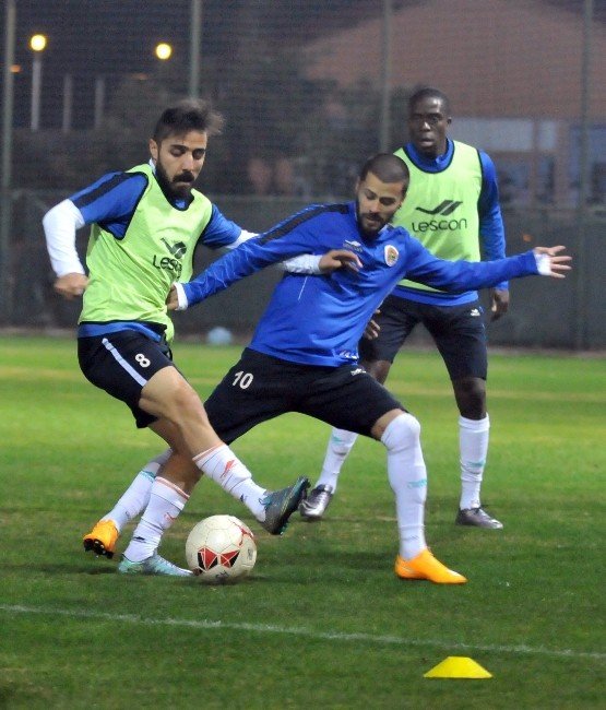 Alanyaspor, Denizlispor Maçının Hazırlıklarını Sürdürüyor