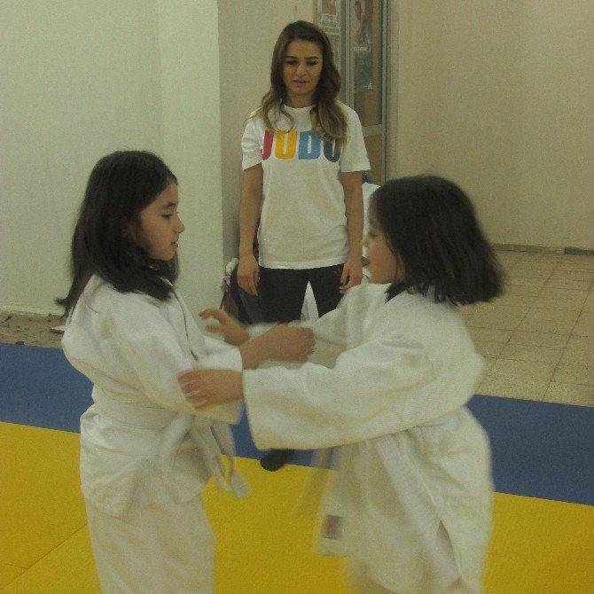 Muş’tan Milli Takıma Sporcu Yetiştiriliyor