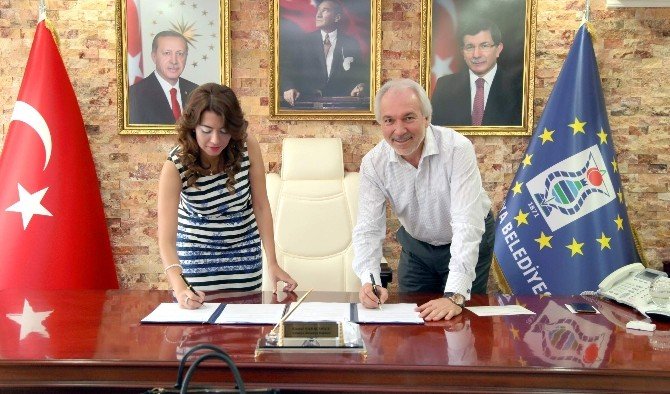 Kütahya’ya Sıtkı Olçar Çini Müzesi