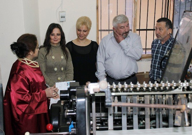 Nikahları, Çalıştığı Gazetenin Matbaasında Kıyıldı