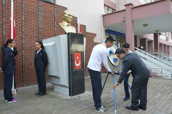 Niksar’da Öğretmenler Günü Kutlaması
