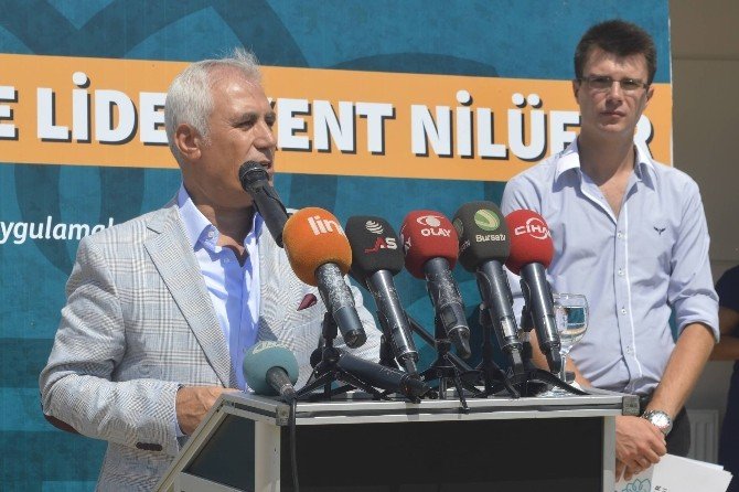 Bozbey: "Nilüfer Squash Sporunun Merkezi Olacak"