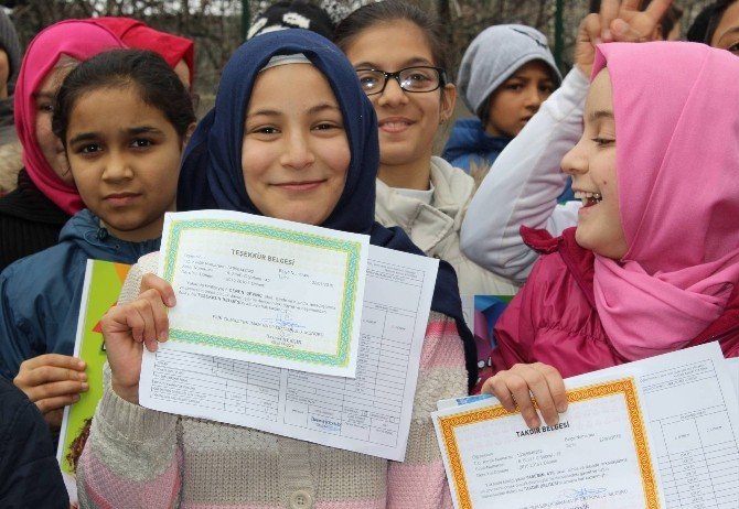 Bursa’da Yarım Milyon Öğrenci Karne Heyecanı Yaşadı