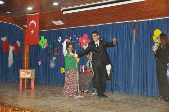 Sungurlu’da Dünya Engeliler Günü Kutlandı
