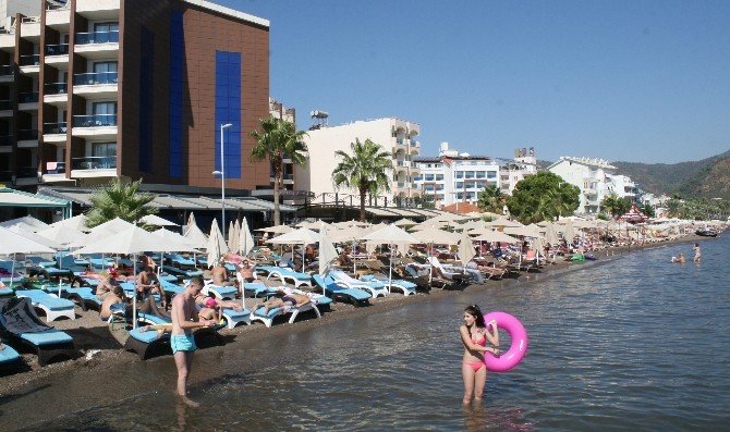 Marmaris Sahillerinde Sezon Sonu Bereketi