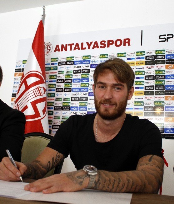 Antalyaspor’dan İmza Şov
