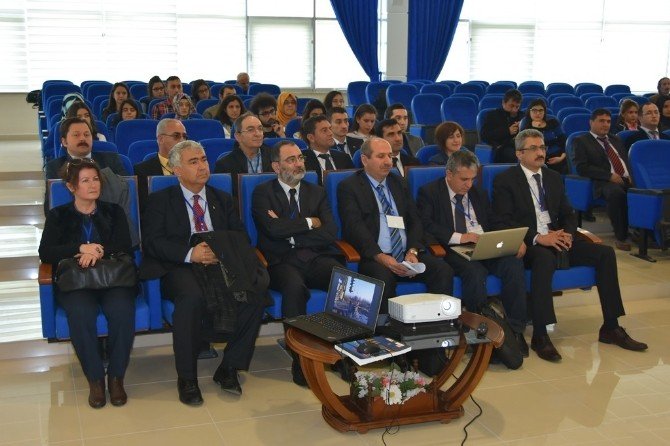 Omü Meteoroloji Mühendisliği Bölümü Öğrencileri Sektör İle Buluştu