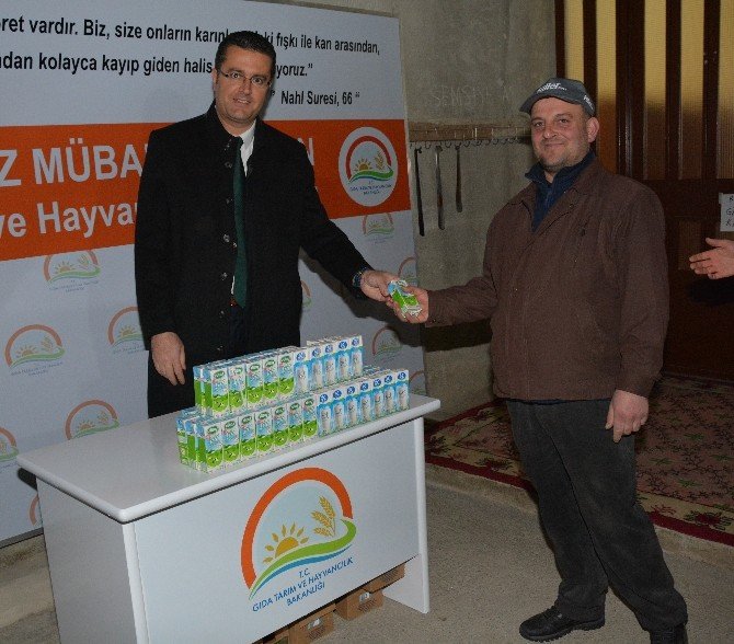 Kandil Simidi Yerine Süt Dağıtıldı