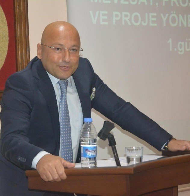 Başkandan Tabela Tepkisi