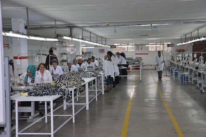 Ünal: Tekstilin Geleceği Parlak