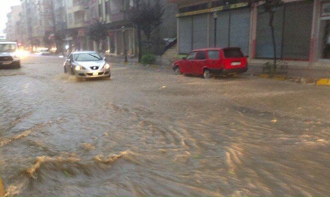 Ünye Yağmura Teslim