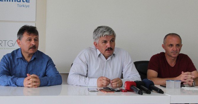 Pamuk: "Transfer Tahtasının Açılması İçin Çaba Gösteriyoruz"