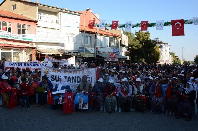 Orman Ve Su İşleri Bakanı Eroğlu Ebru Sanatı Yapıp Cam Üfledi
