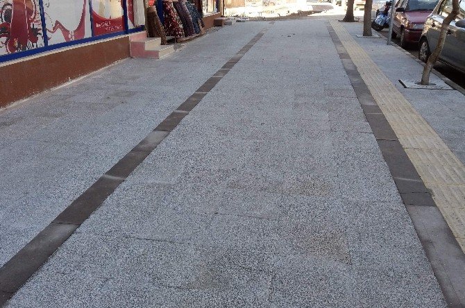 Osmancık Belediyesi’nden Kaldırım Çalışması