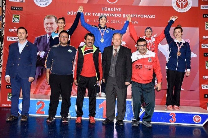 Osmangazili Tekvandocu Türkiye İkincisi