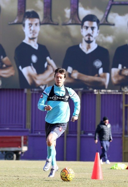 Osmanlıspor, Konyaspor Maçı Hazırlıklarına Başladı