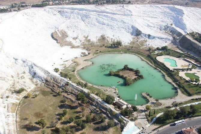 Pamukkale’ye Giriş 35 Tl’ye Yükseltildi