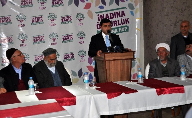 Demirtaş Din Alimleriyle Bir Araya Geldi