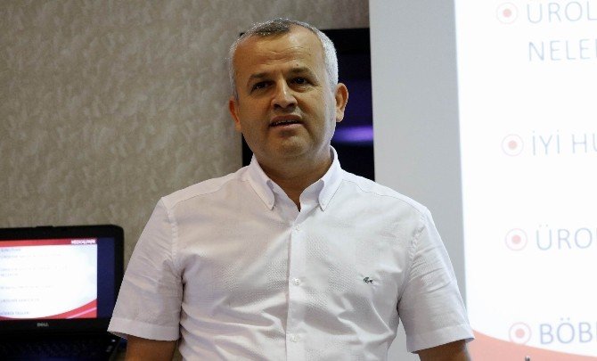 Böbrek Taşının Sebebi Aşırı Tüketilen Kahve, Kola Ve Çay