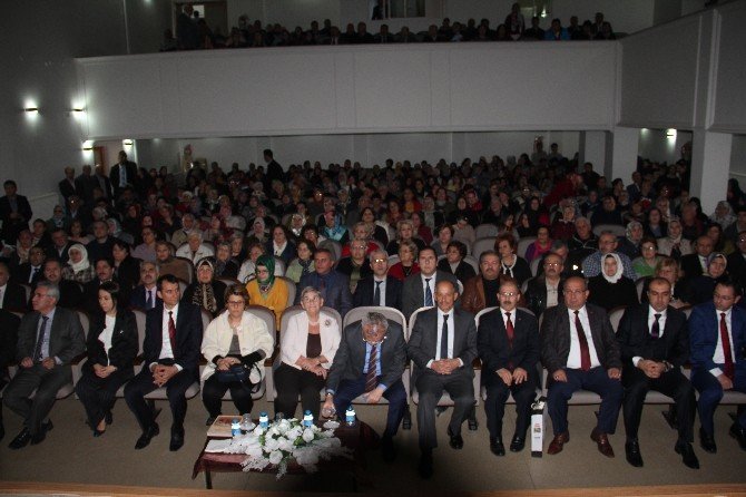 Canan Karatay: "Sevgili Ananızı, Sevgili Babanızı Suçlamayın"