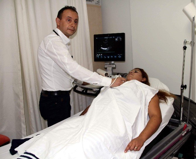 Önce İkizleri, Sonra Kendisi Hayata Tutundu