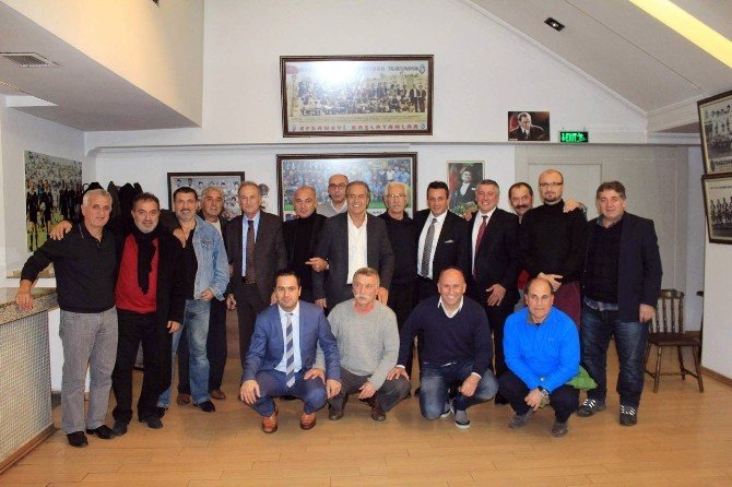 Hekimoğlu Efsanelerle Buluştu