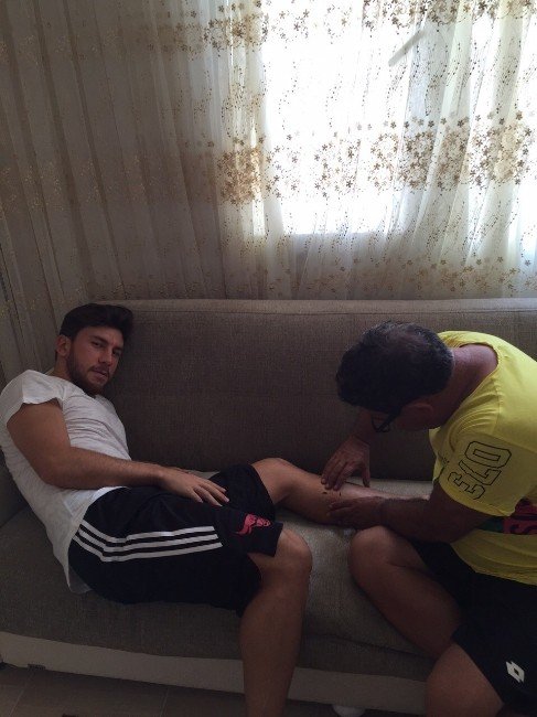 Adanaspor’da Samican Sakatlandı