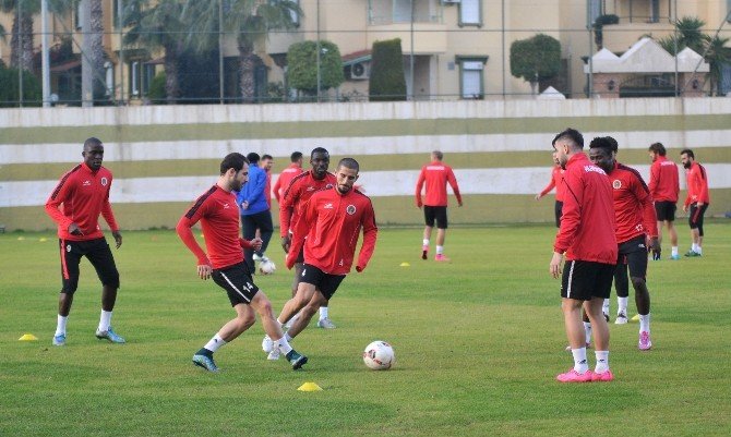 Alanyaspor, Adanaspor Hazırlıklarını Tamamladı