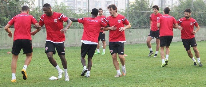 Akgül: "Teknik Ekip Ve Futbolculara Güveniyoruz"