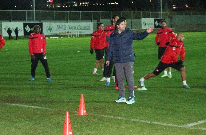 Elazığspor’da İbrahim Üzülmez Dönemi Başladı