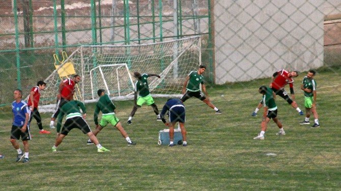 Şanlıurfaspor, Balıkesirspor Maçı Hazırlıklarına Ara Vermeden Başladı