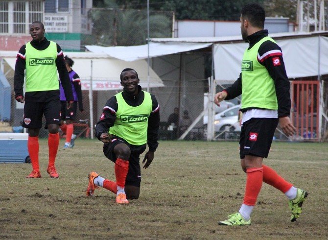 İpekoğlu: "Alanyaspor Karşısında Çıkışımızı Sürdürmek İstiyoruz