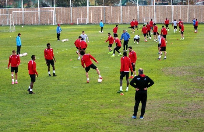 Göztepe Ve Samsunspor 32. Randevuda