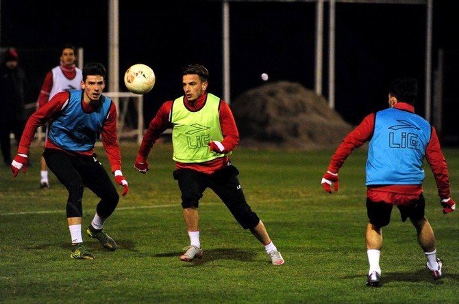Samsunspor Bugün Top Başı Yapıyor
