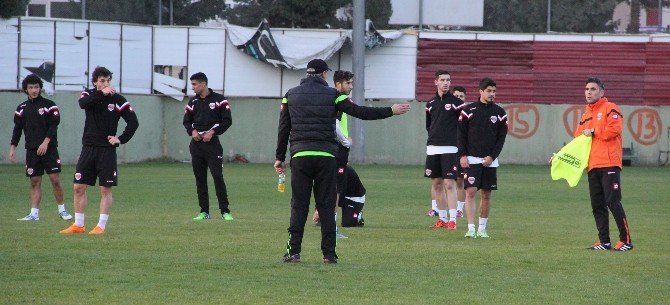 Adanaspor’da Denizlispor Mesaisi Sürüyor