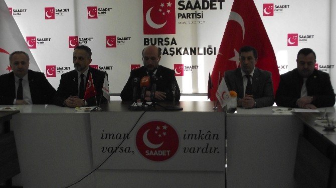 Saadet Partisi Erbakan’ı Anıyor