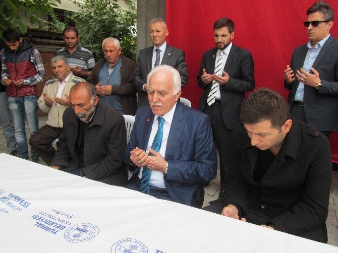 Kamalak, Şehit Ailelerini Ziyaret Etti