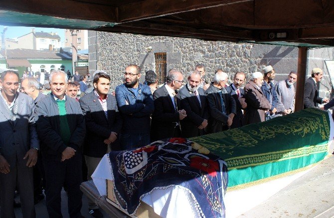 Sp Genel Başkanı Kamalak’ın Acı Günü