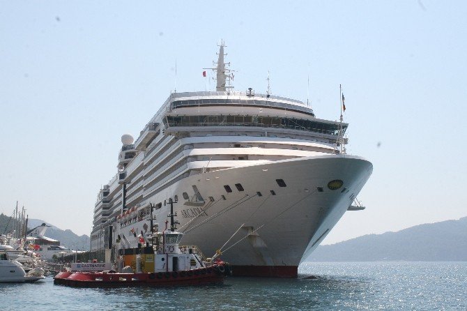 Denizden Zengin İngiliz Turist Yağdı
