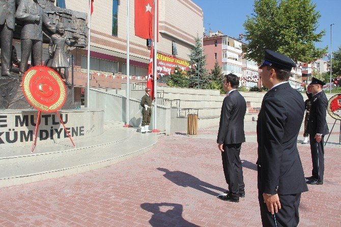 Safranbolu’da Zafer Bayramı Kutlandı