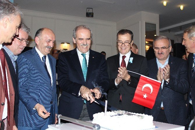 Müezzinoğlu: “Teröristleri Kazdıkları Çukurlara Biz Gömeceğiz Bu Millet Gömecek”