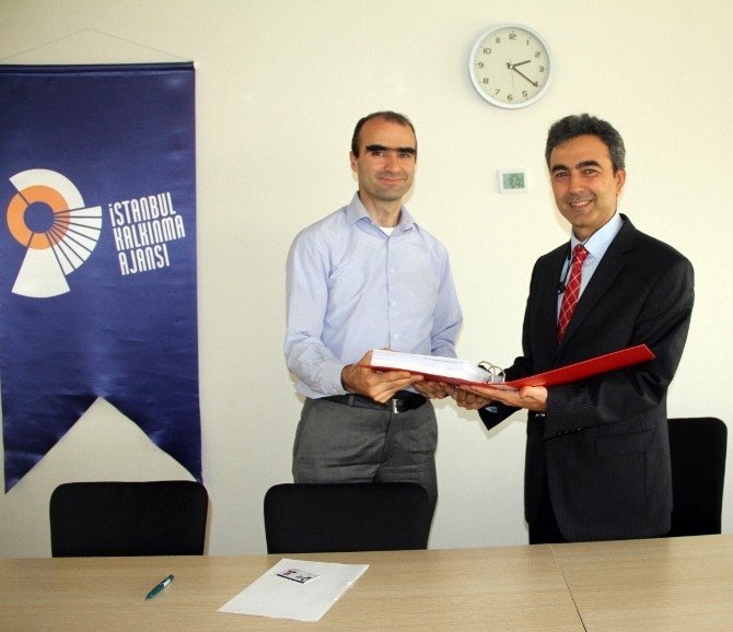 Mehmet Akif Ersoy Kalp Hastanesi’ne 600 Bin Tl Sağlık Turizmi Desteği