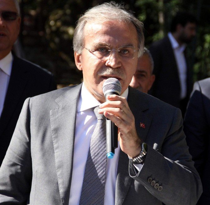 Ak Parti Genel Başkan Yardımcısı Mehmet Ali Şahin: