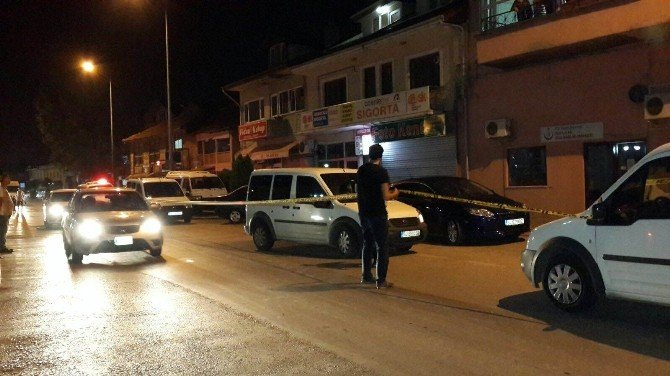 Sakarya’da Bıçaklı Kavga: 1 Ölü