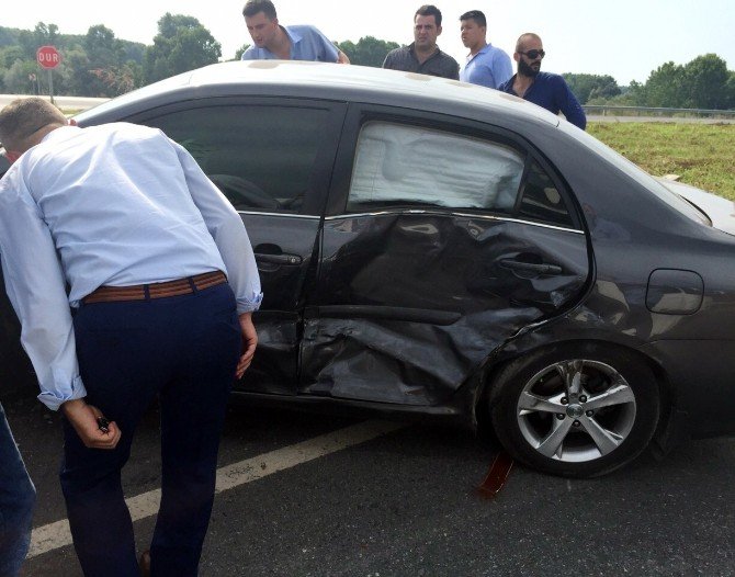 Sakarya’da Trafik Kazası: 2 Yaralı