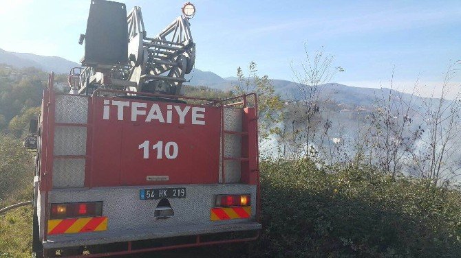 Sakarya’da 5 Dönümlük Arazi Kül Oldu